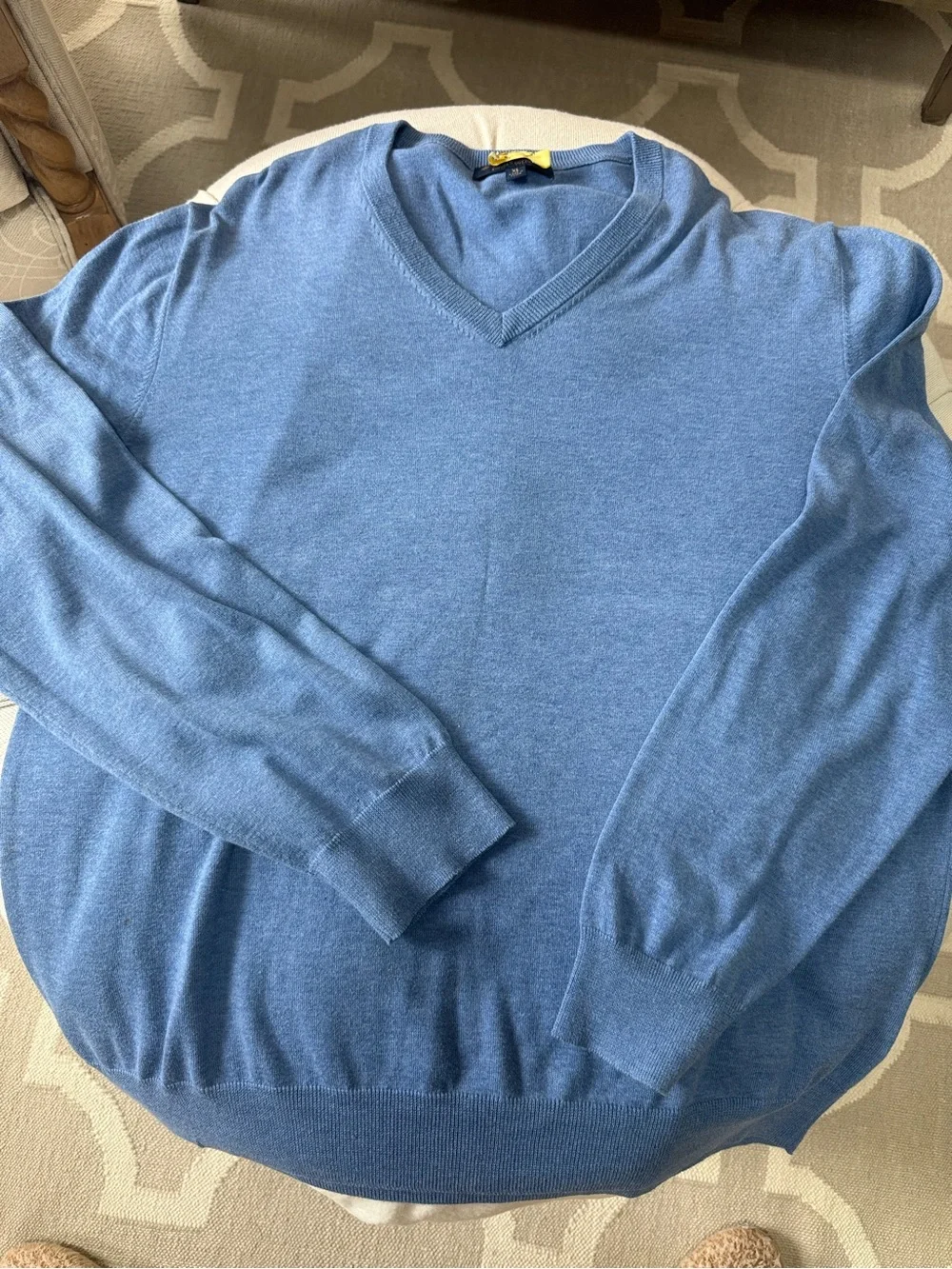 Brooks Brothers lightweight neck